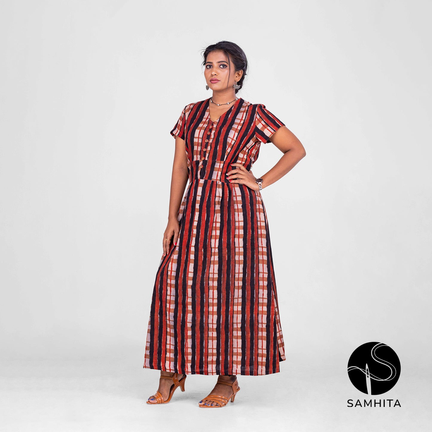 Hand-block-printed dress crafted from hand-spun, handwoven cotton khadi (WD302A)