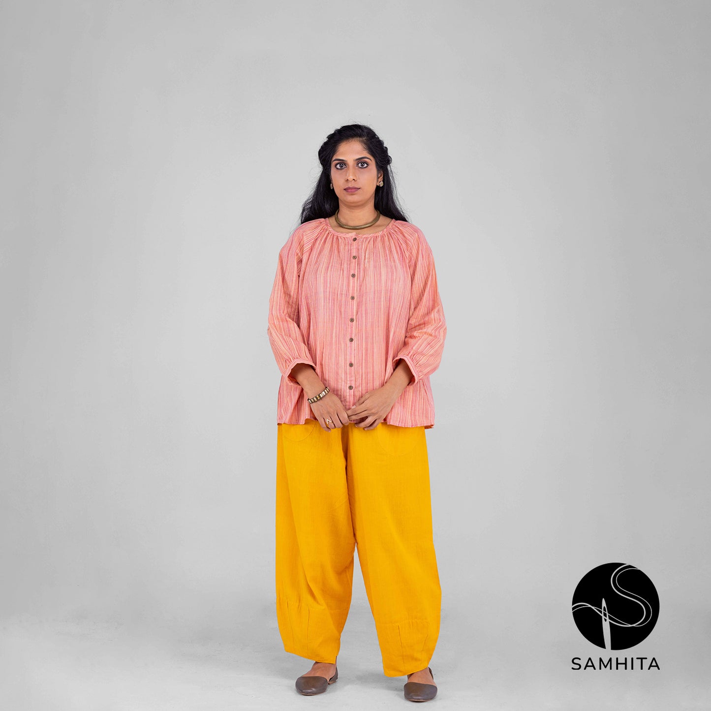 Red space-dyed short top features a gathered collar and button-down front (WT201C)
