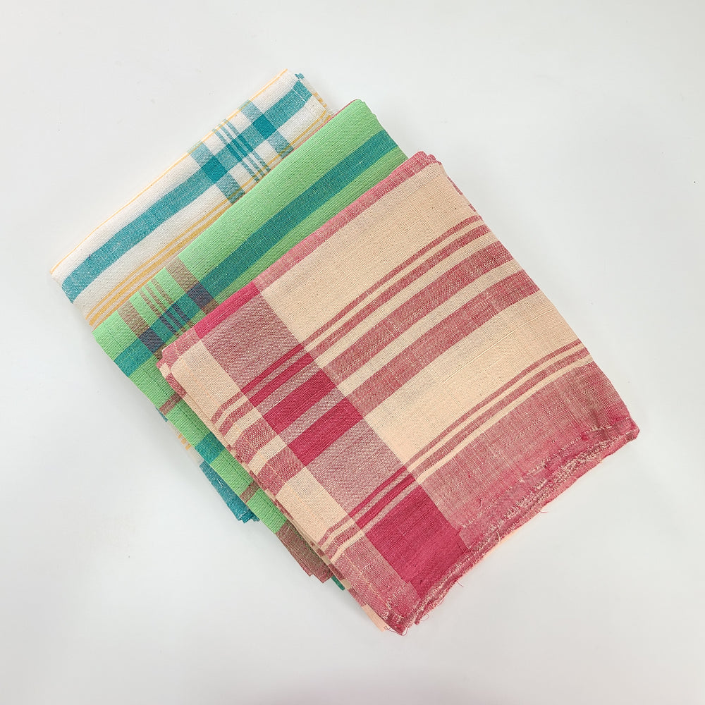 
                  
                    Gandhigram Khadi Big Towel in Azo-free Dyes (Set of 2) Assorted colors
                  
                