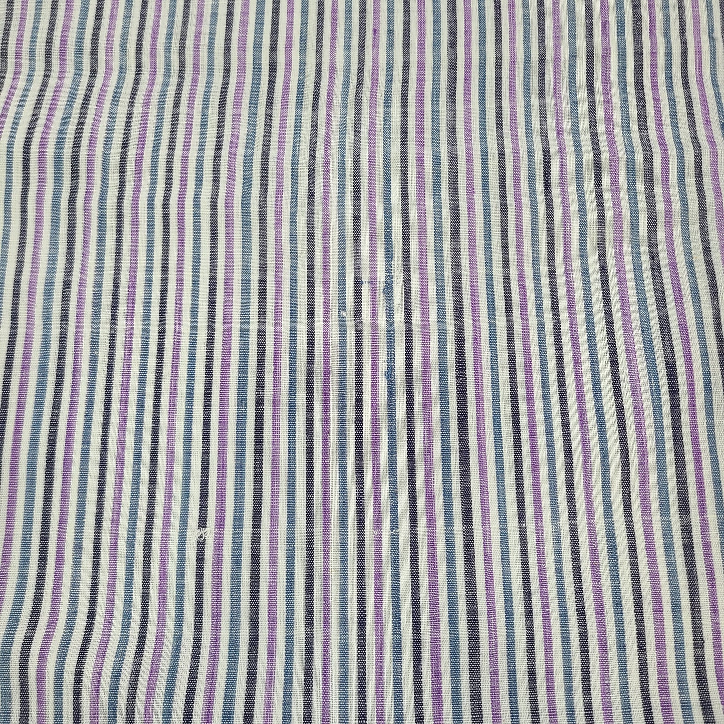 
                  
                    Gandhigram Khadi Fabric in White Azo-free Dyes GKKC5211(2m)
                  
                
