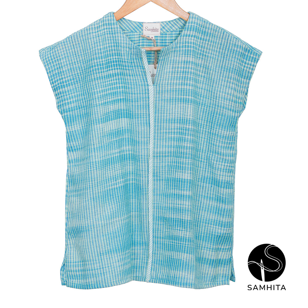 
                  
                    Blue space-dyed top with cap sleeves and contrast detail in the center(WT208B)
                  
                