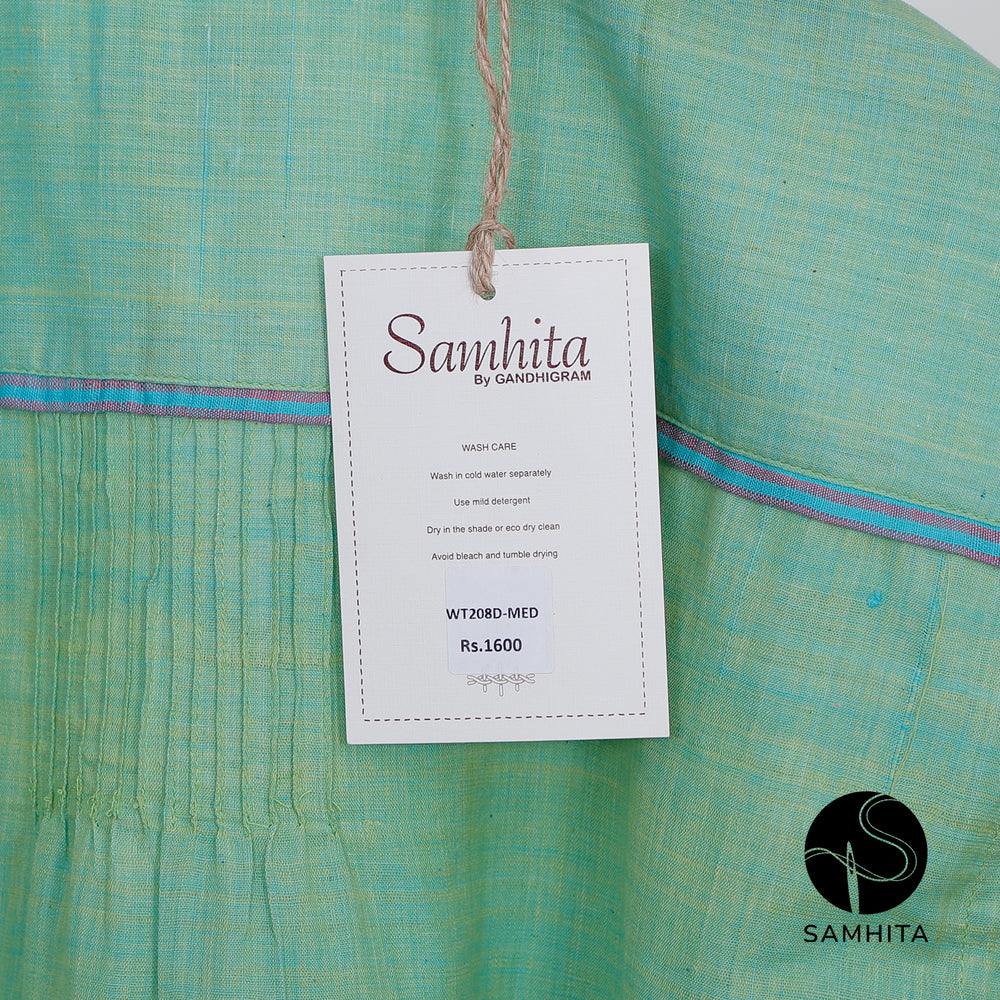 
                  
                    Blue-green pastel  top with cap sleeves and contrast detail in the center (WT208D)
                  
                